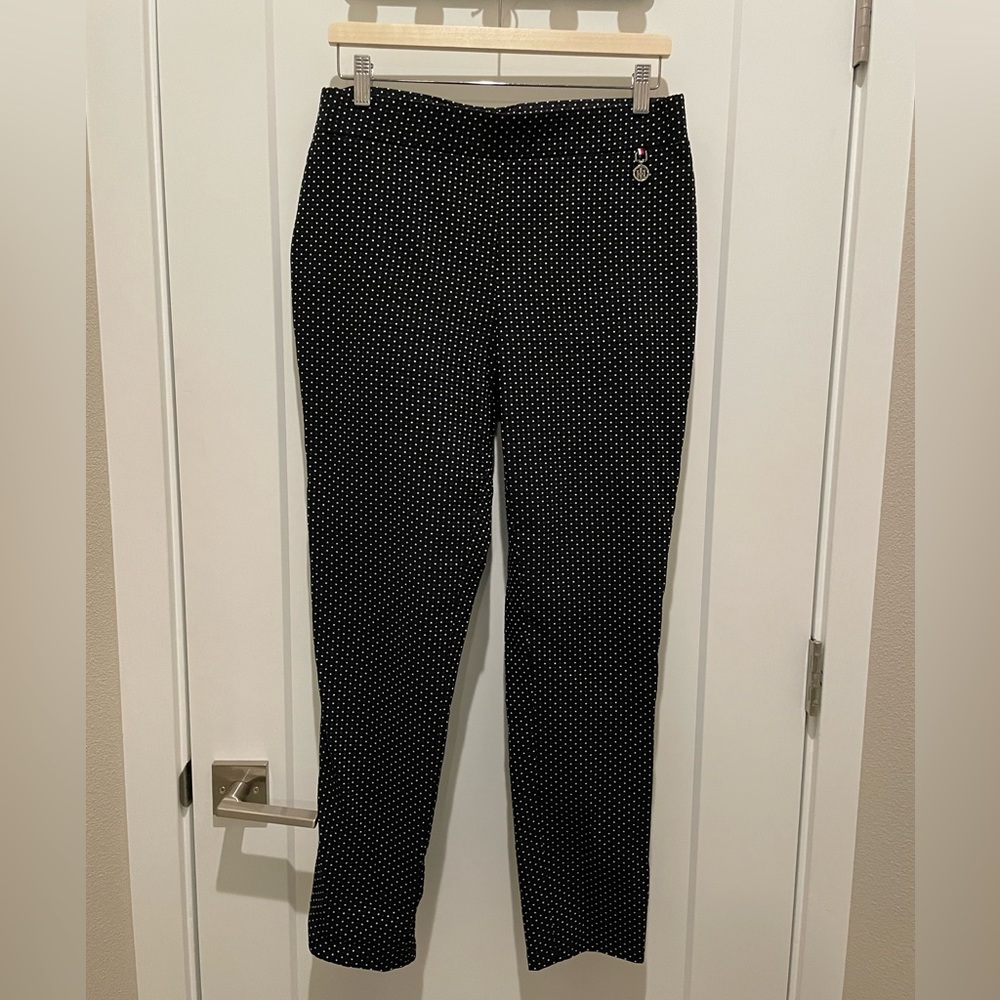 Tommy Hilfiger pull-on pant. Size 12